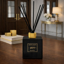 Load image into Gallery viewer, Gentlemen 1677 Reed Diffuser *TOP SELLER