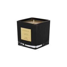 Load image into Gallery viewer, Gentlemen 1677 Candle | A Customer Favorite
